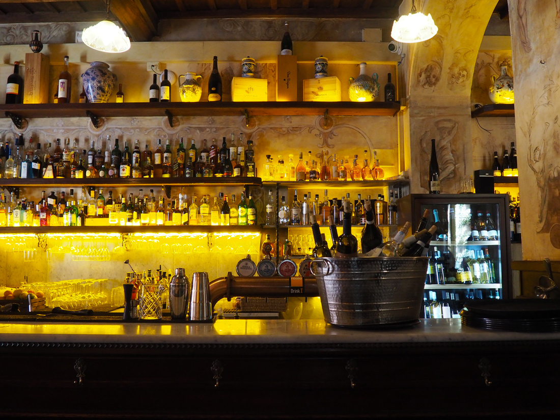 Antica Enoteca wine bar